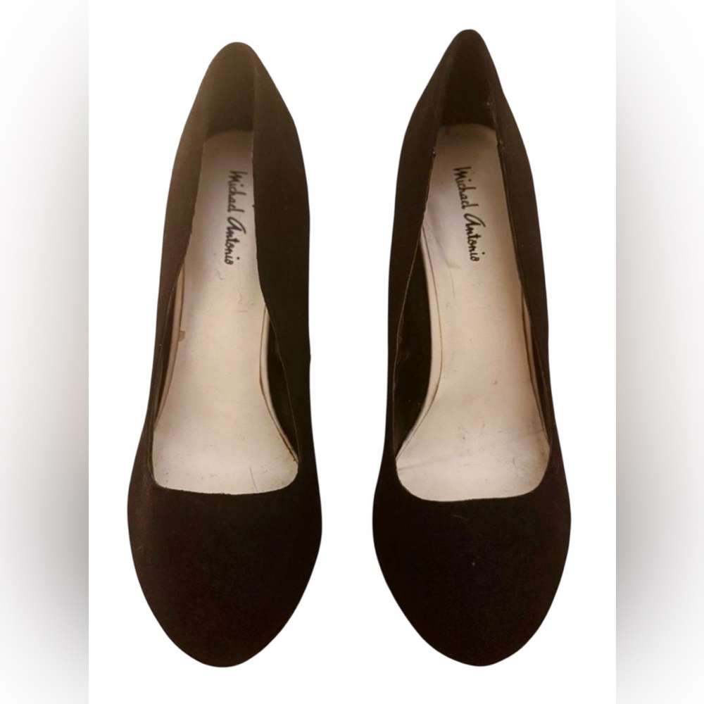 Michael Antonio Classic Black Heels - Picture 2 of 4